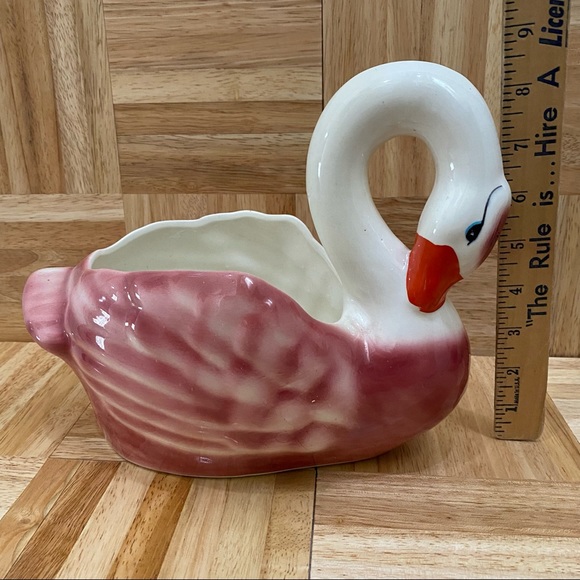 Vintage Pink & White 8 1/2” Large Swan Planter Ceramic Glazed Pottery Swan - Picture 5 of 14